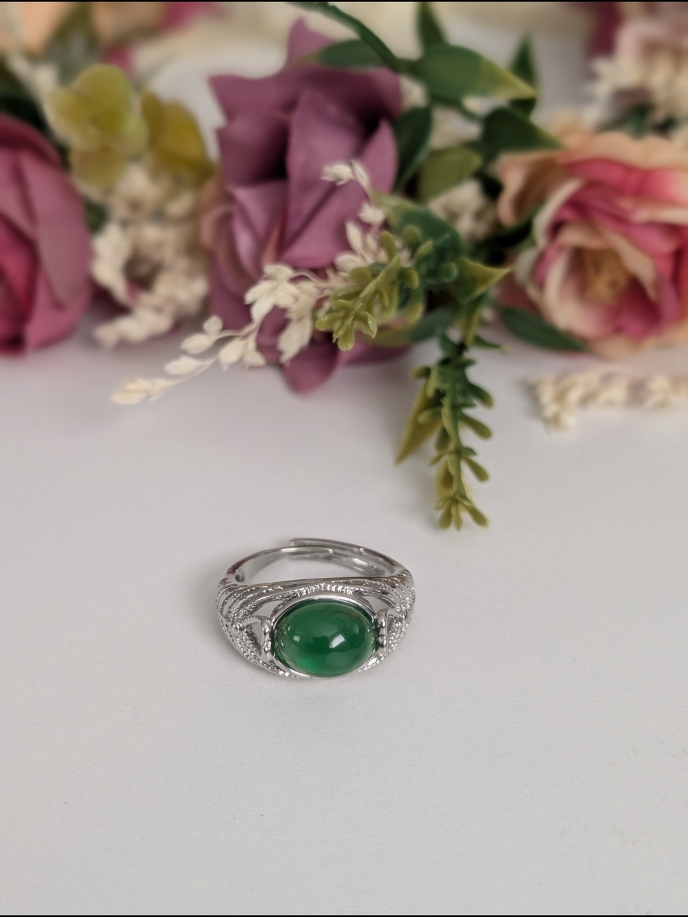 Adjustable Sterling Silver Green Gemstone Ring - Elegant Women's Jewelry